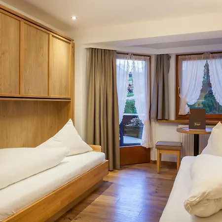 Jaeger 3sterne Superior Otel