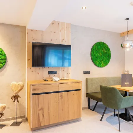Hotel Jaeger 4*