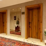 Jaeger Hotel